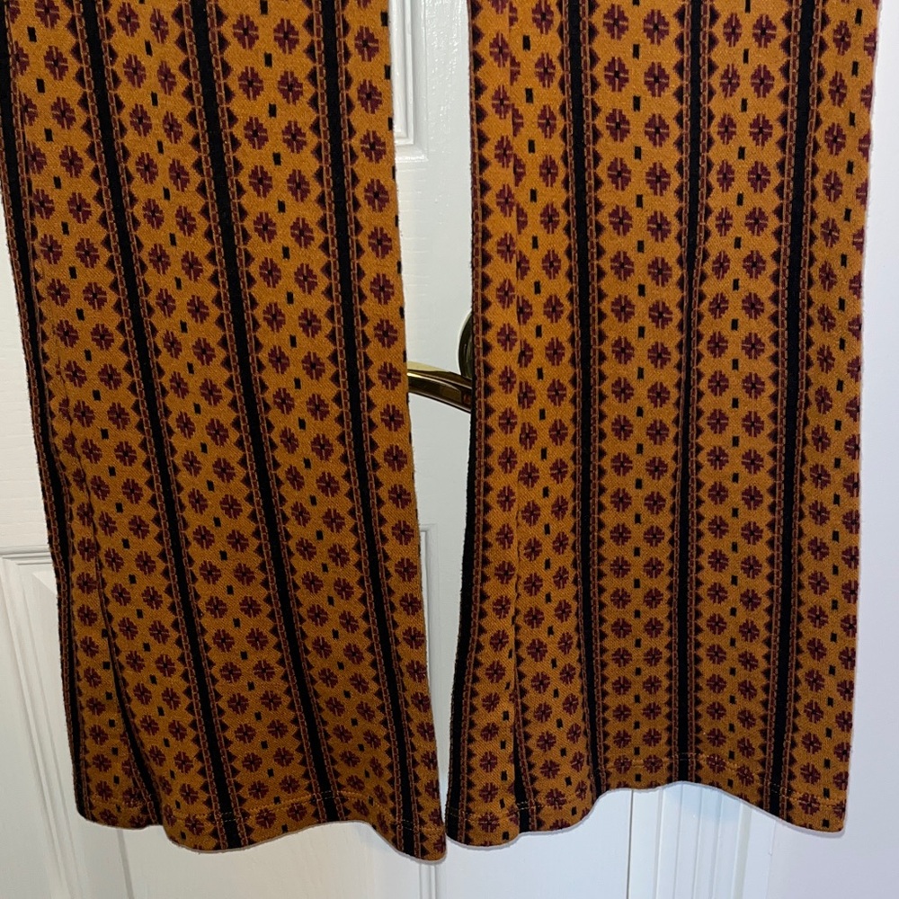 Volcom Patterned Flare Pants - Picture 3 of 5
